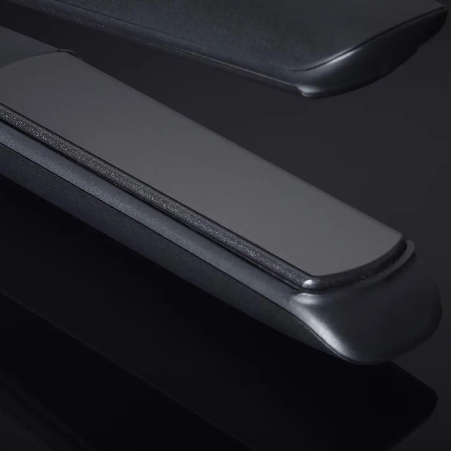 ghd Platinum+ Black Hair Straightener: Style, Shine & Protect | Shop Now