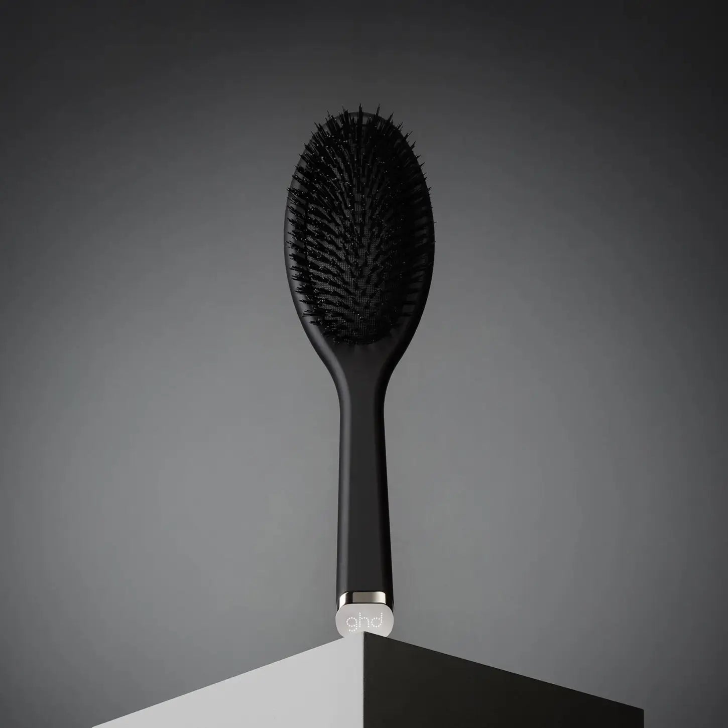 GHD The Dresser Oval Dressing Brush - Anti-Static Hairbrush for Styling & Finishing, Black GHD Hair Styling Tool