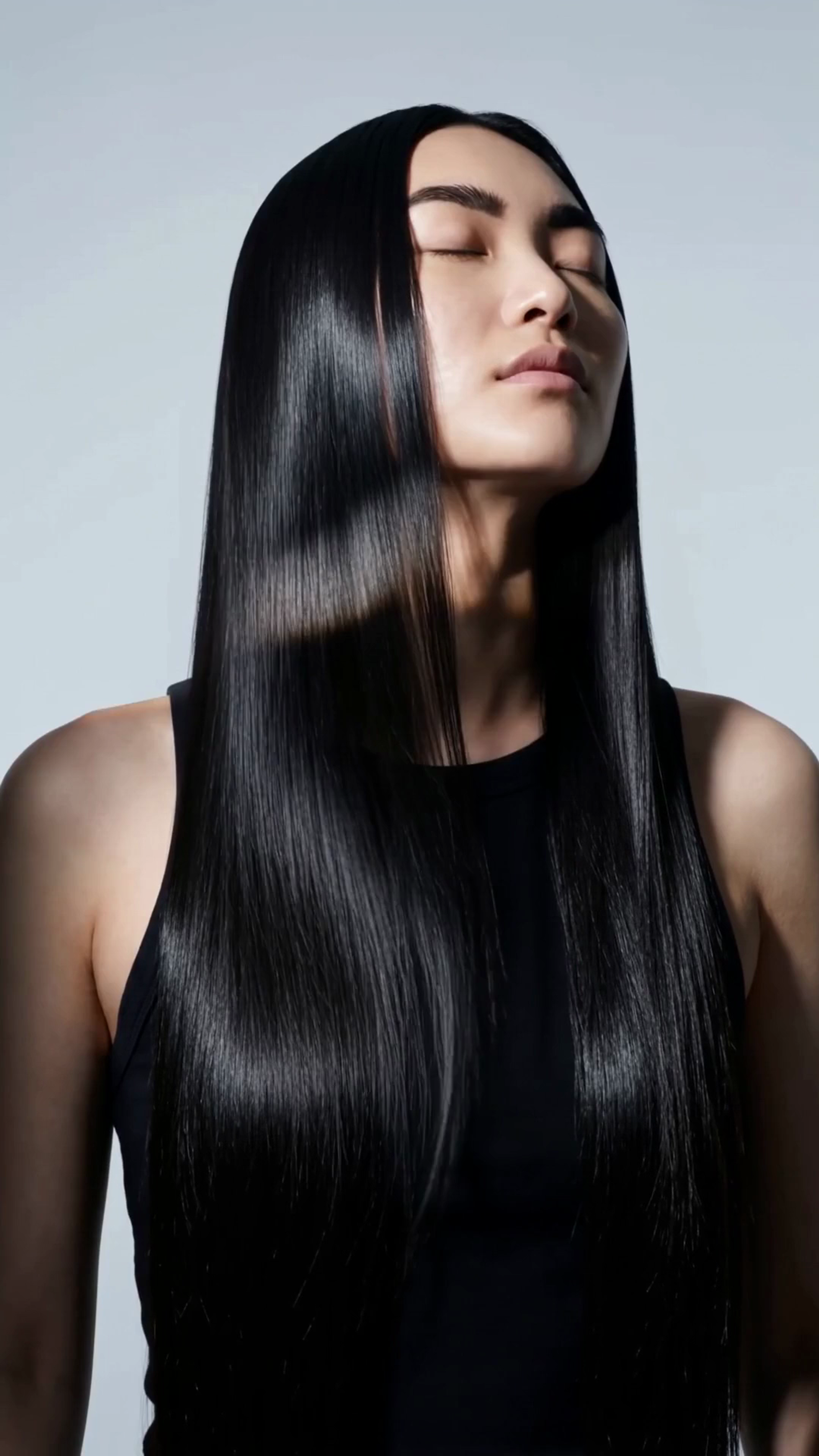 QiQi Smooth Service Shampoo 300ml smoothing haircare editorial