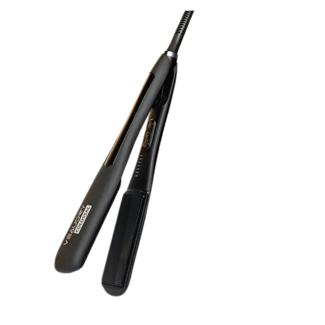 Black ceramic plates on the Veaudry Straightener for sleek, stunning hair.