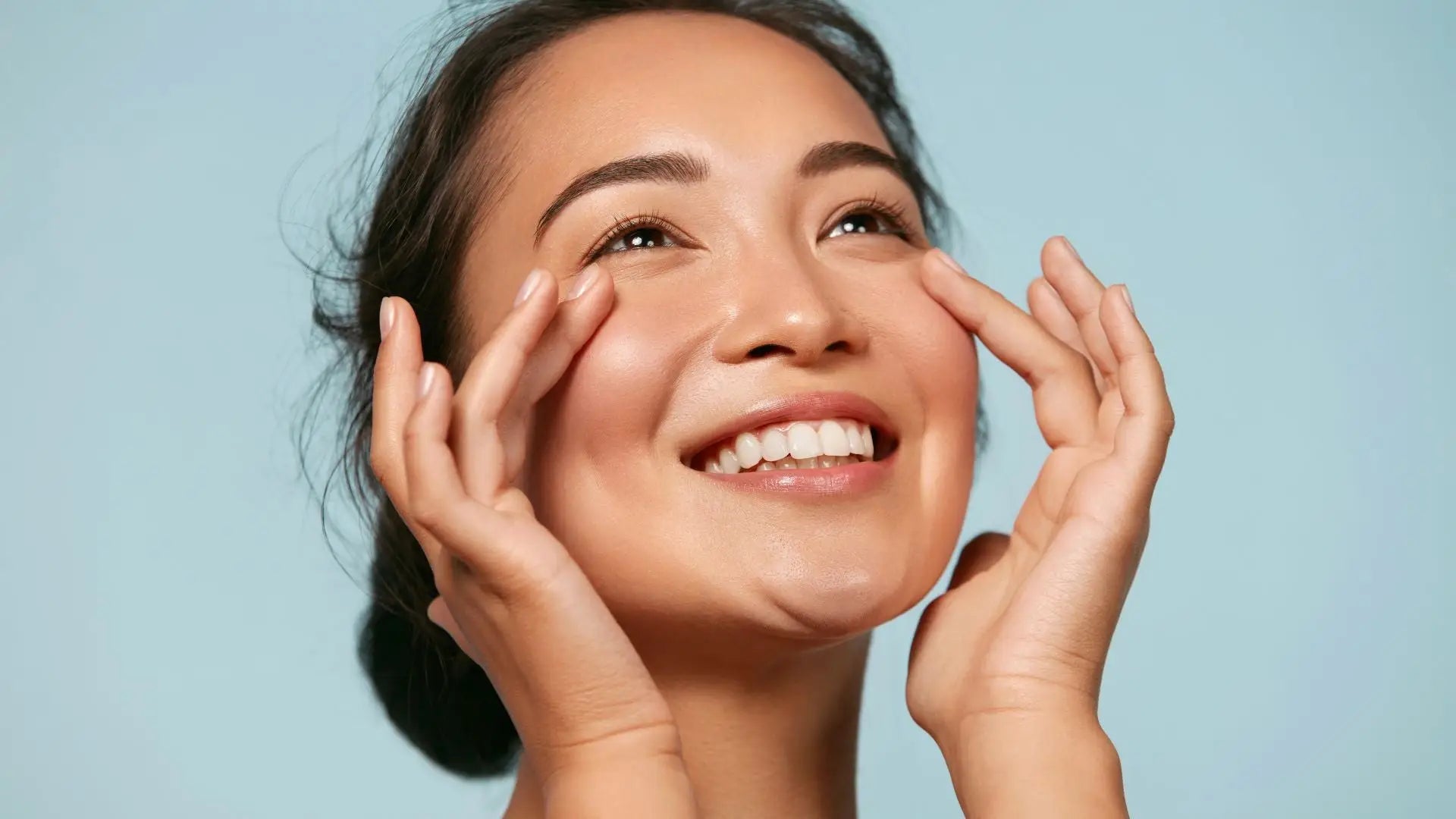 Smiling woman enjoying skin care with confianca body soap and benamor benamor products.