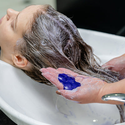 Quick Grow Blonde Icon Violet Shampoo 250ml lifestyle photograph