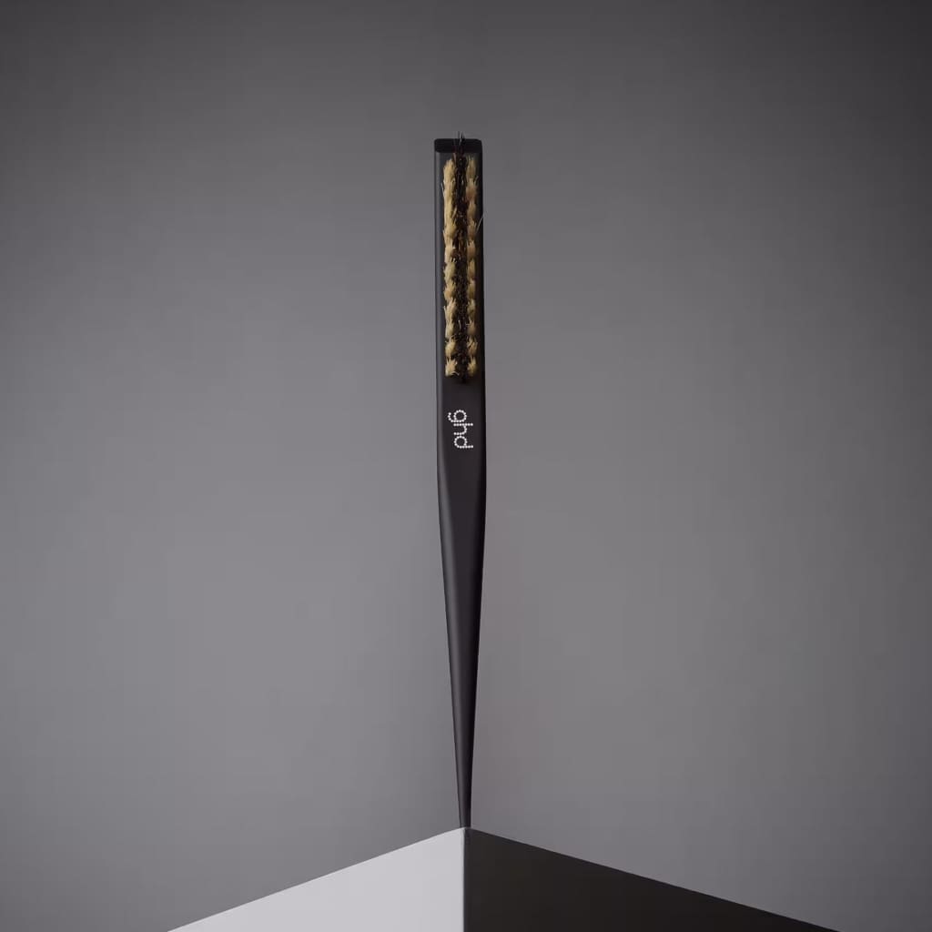 ghd The Final Touch - Narrow Dressing Brush - Shampoo