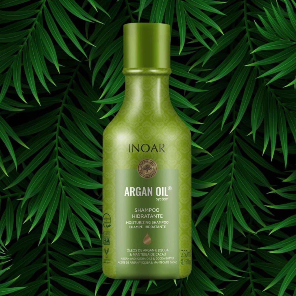 Green bottle of Inoar Argan Oil Argan Moisturizing Shampoo, 250ml, prevents breakage