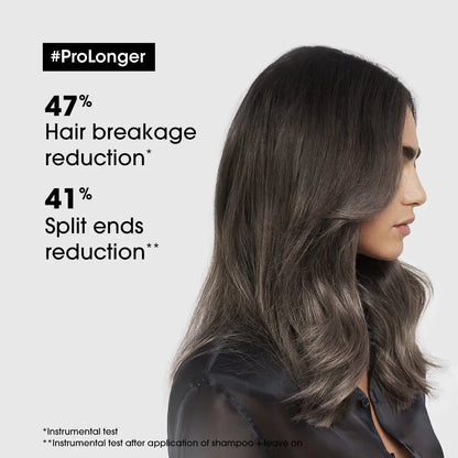 Woman with long, dark hair showing L’Oréal Professionnel Pro Longer Leave-In Cream benefits