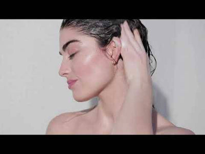 Kerastase Chronologiste Bain Regenerant Shampoo - Radiant Shine (250ml)