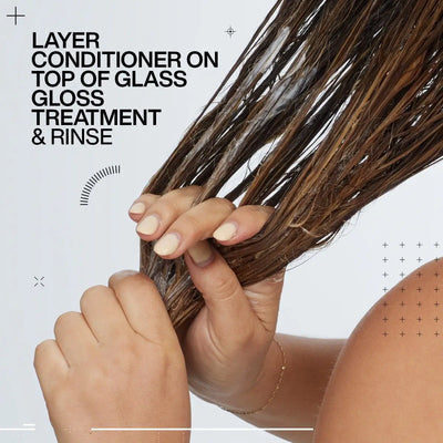 Applying Redken Acidic Color Gloss Conditioner. Hair color protection & shine!