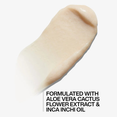 Redken All Soft Mega Curls Hydramelt Treatment texture. Hydrating curl cream with Aloe Vera, Cactus Flower & Inca Inchi Oil.