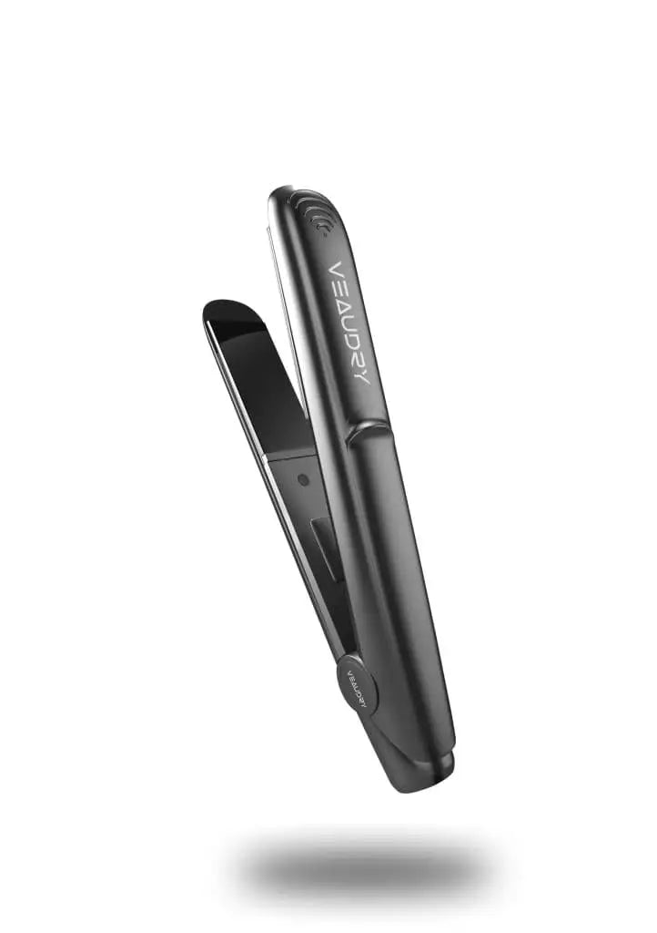 Veaudry Istyler corded mini styler with VSAUCE branding for salon-quality results